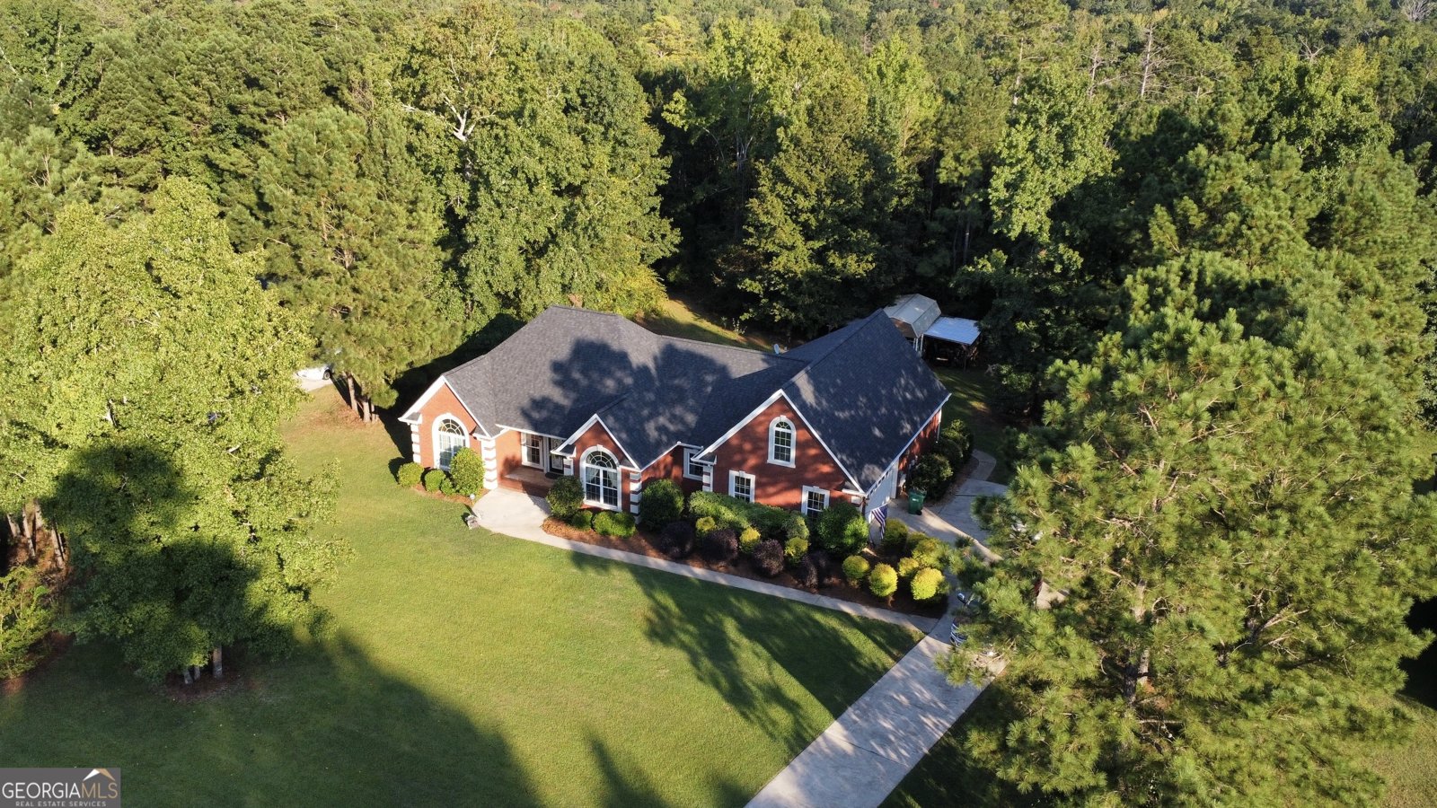 384 Lakemere Lane Milledgeville - 39