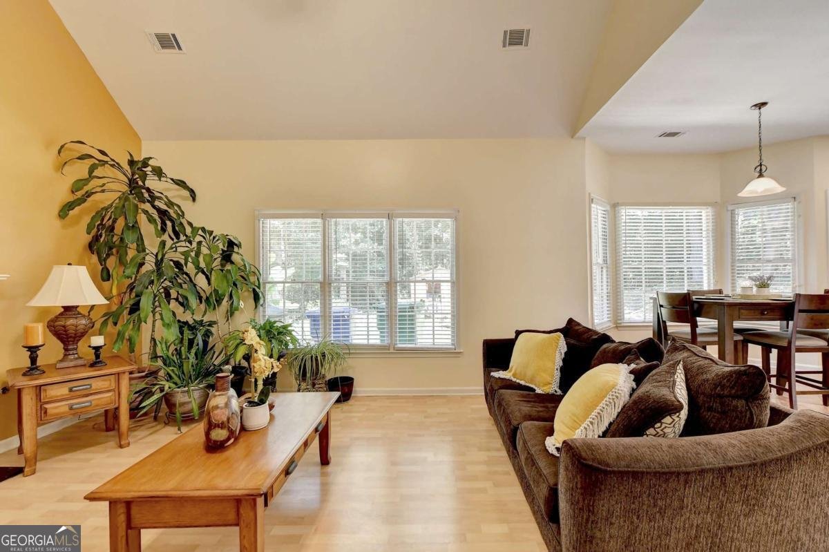 732 Mountain Oaks Parkway Stone Mountain - 35