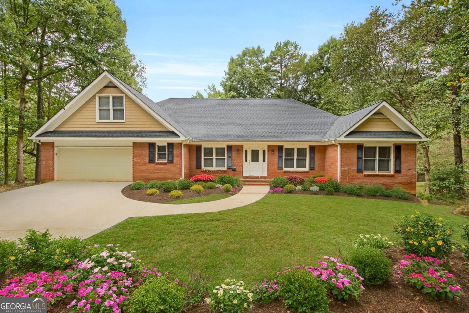 135 LITTLE HAYNES Drive Loganville - 1