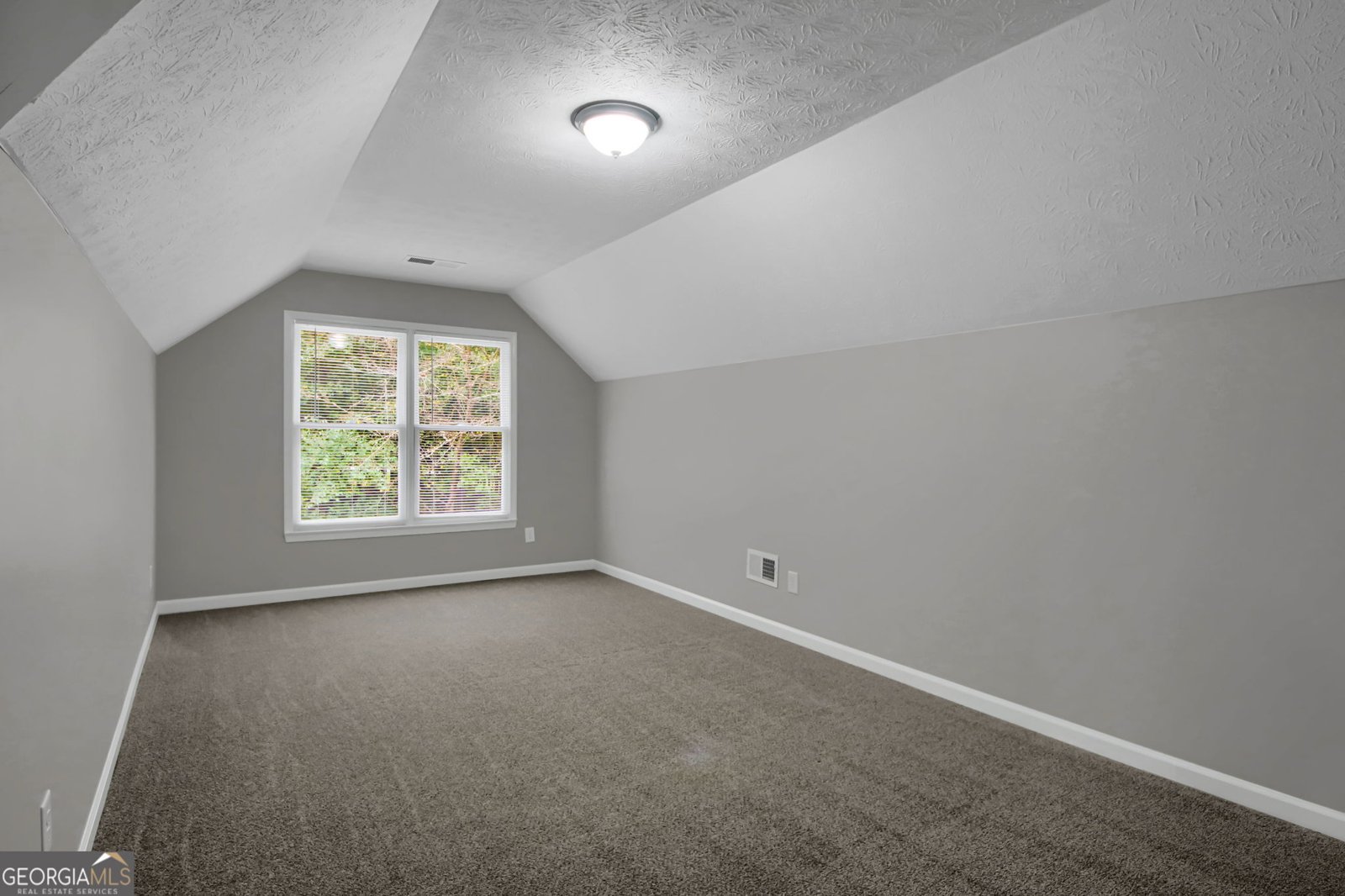 135 LITTLE HAYNES Drive Loganville - 20