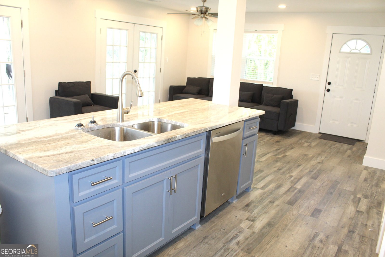 353 Main Street Midway - 8
