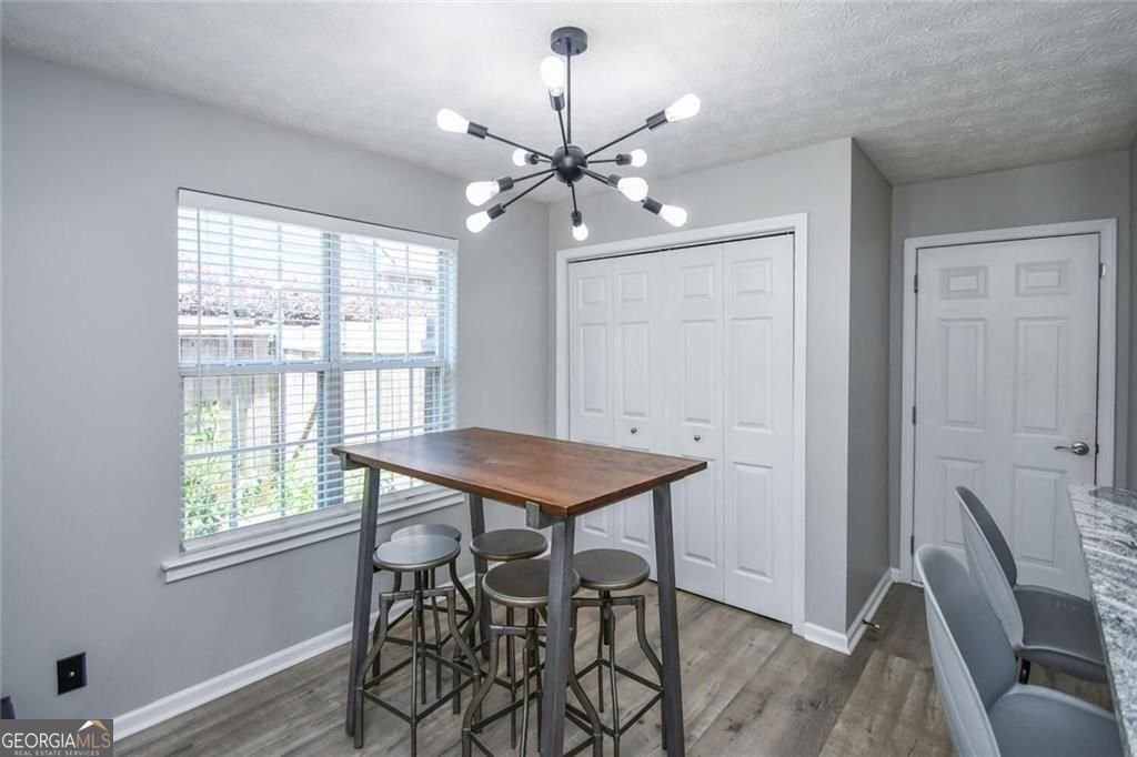 2881 Cressington Bend Kennesaw - 2