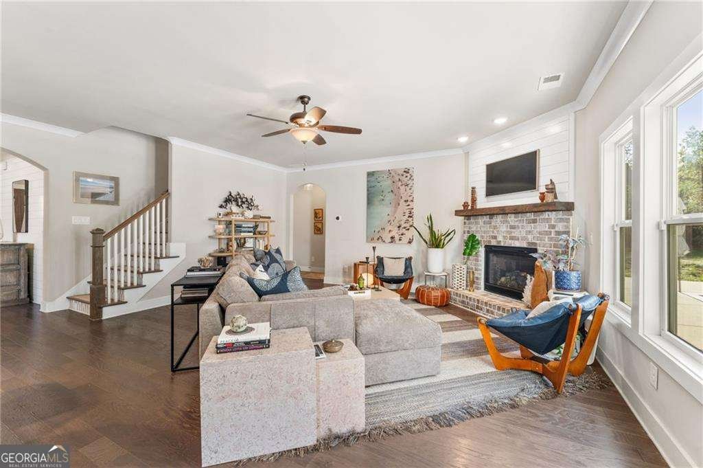 107 Crown Lane Woodstock - 17