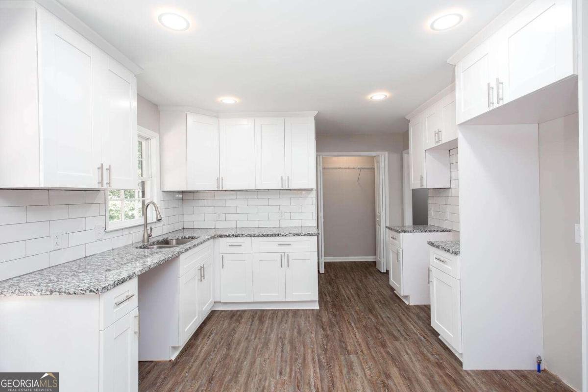 2099 Scott Road Canton - 6