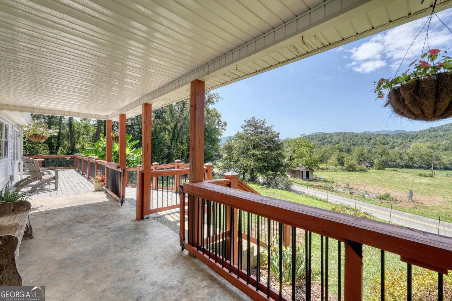 729 Collins Road Blairsville - 23