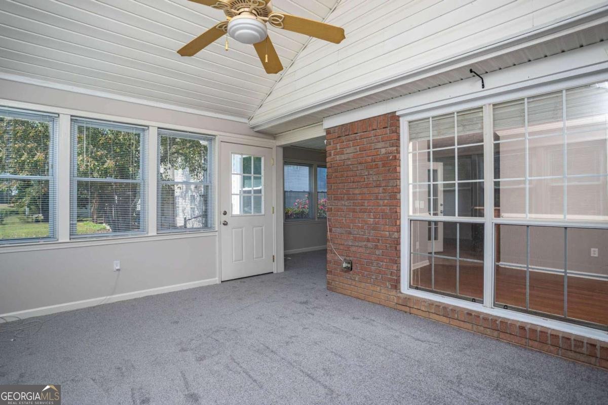 4306 Foxberry Run Loganville - 19