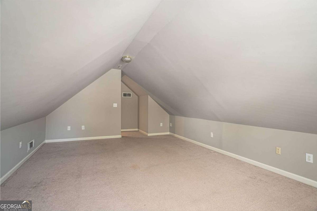 4306 Foxberry Run Loganville - 31