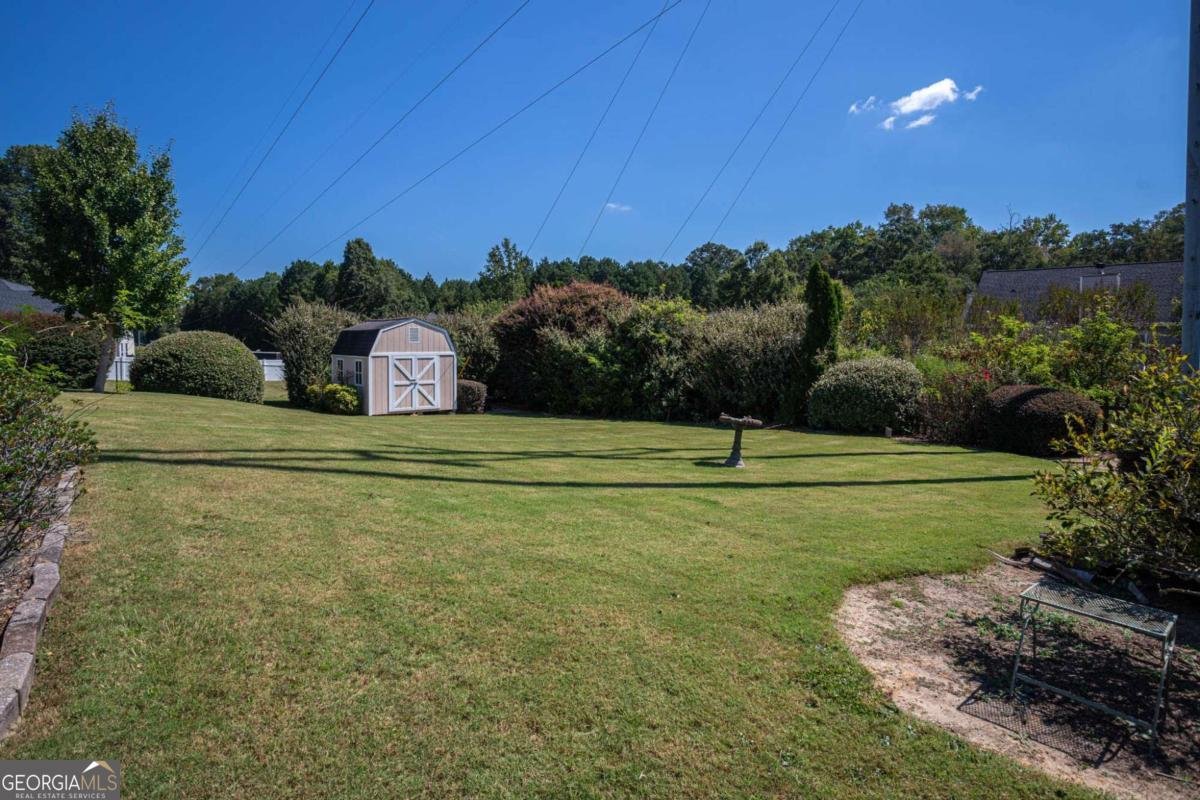 4306 Foxberry Run Loganville - 38