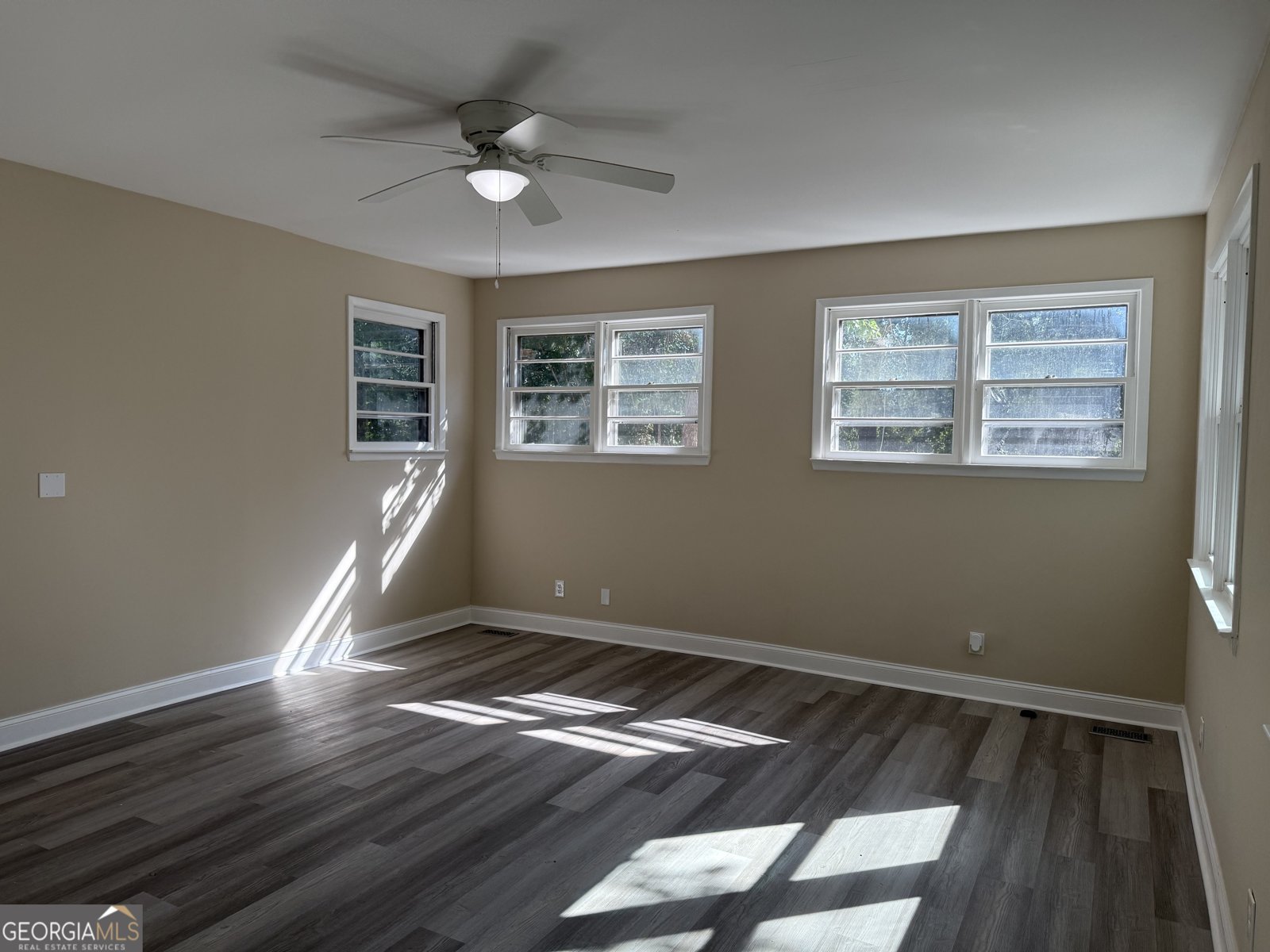 202 Bassett Street Centerville - 18