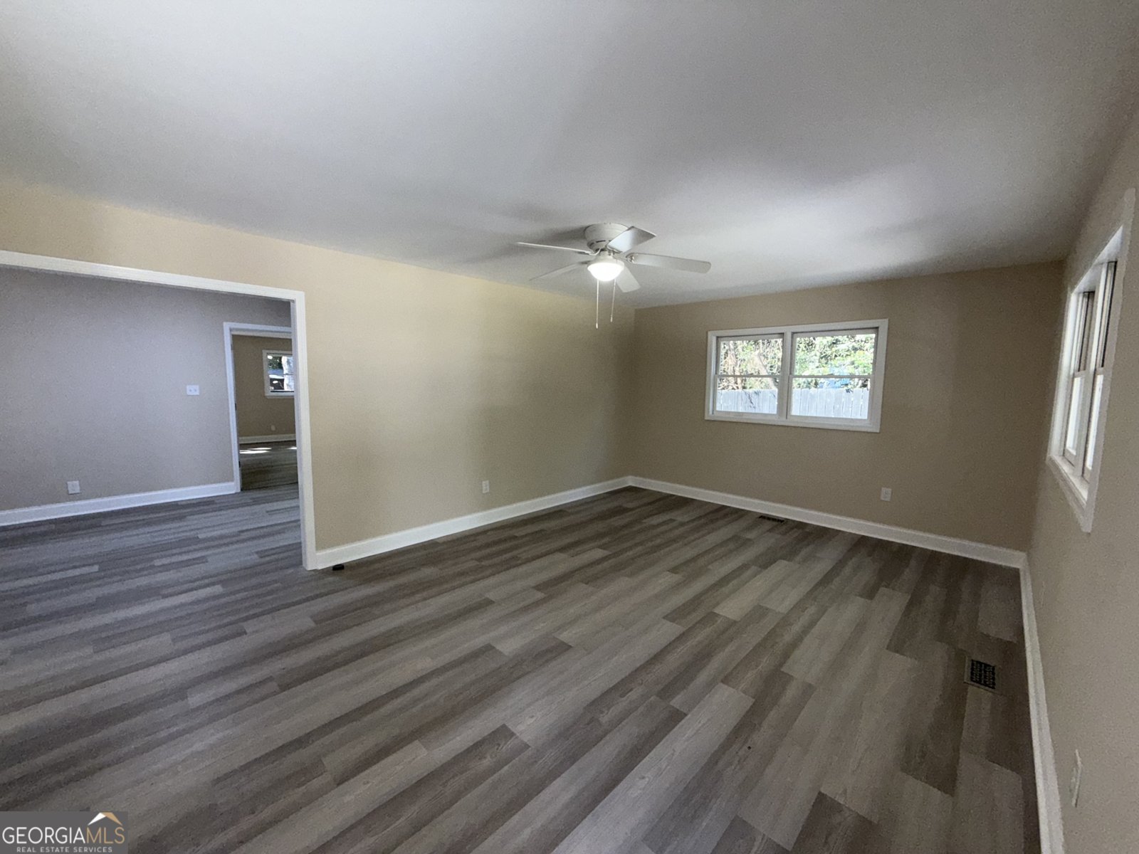 202 Bassett Street Centerville - 2