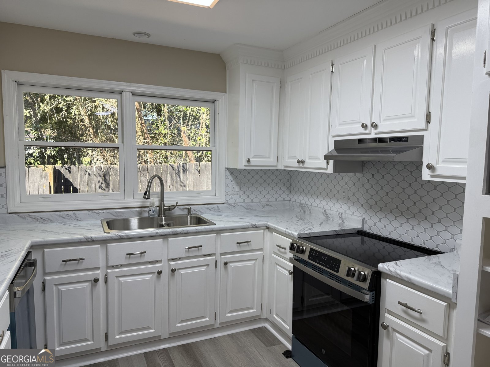 202 Bassett Street Centerville - 7