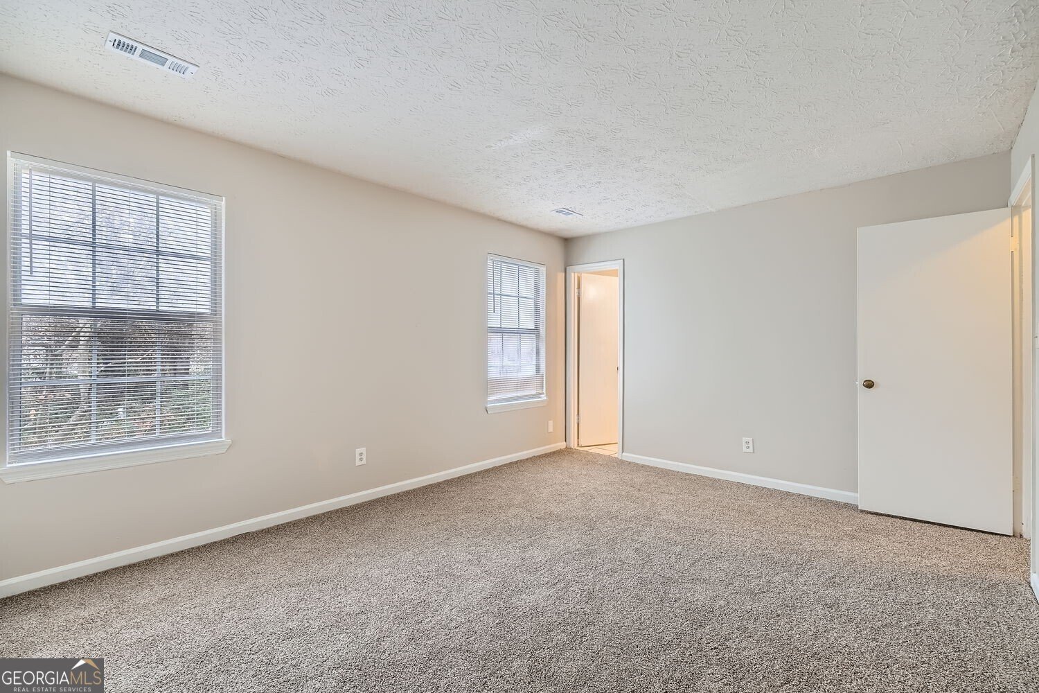 11111 Shannon Circle Hampton - 17