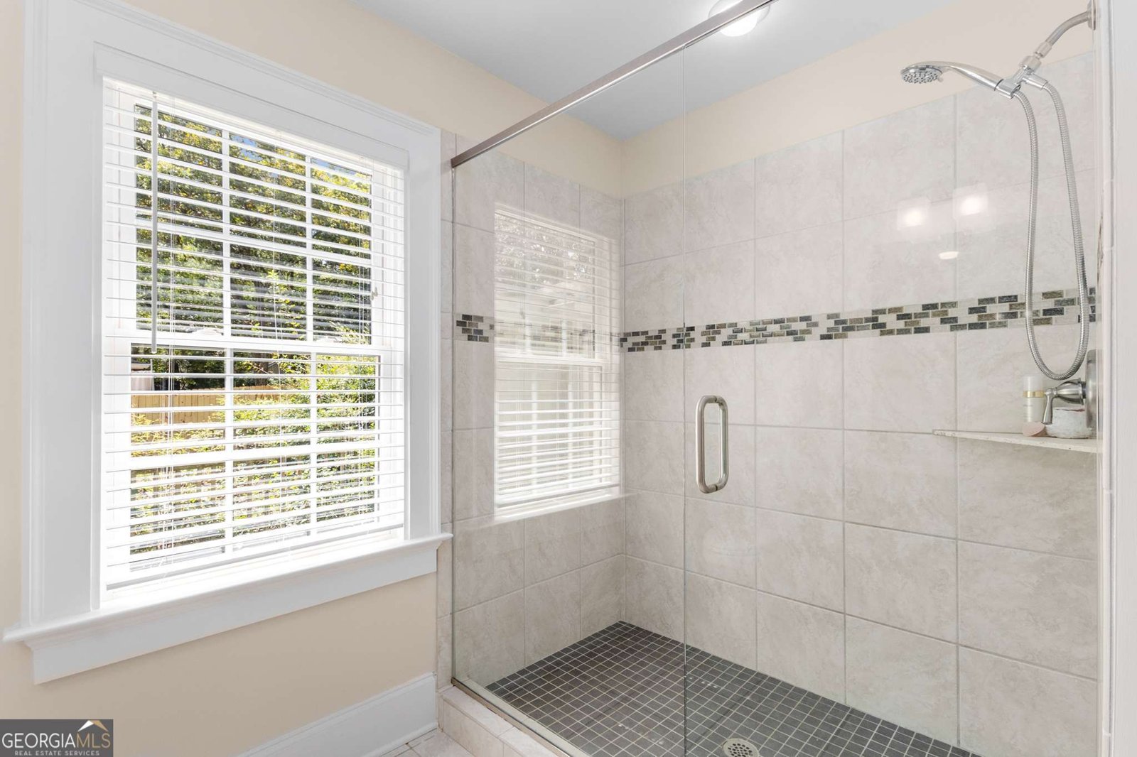 377 East Side Avenue Atlanta - 17