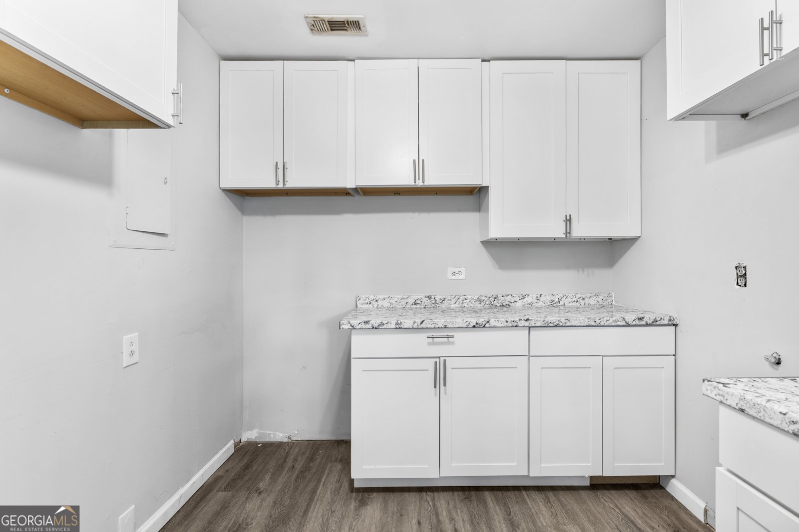5288 Lee Circle Forest Park - 15