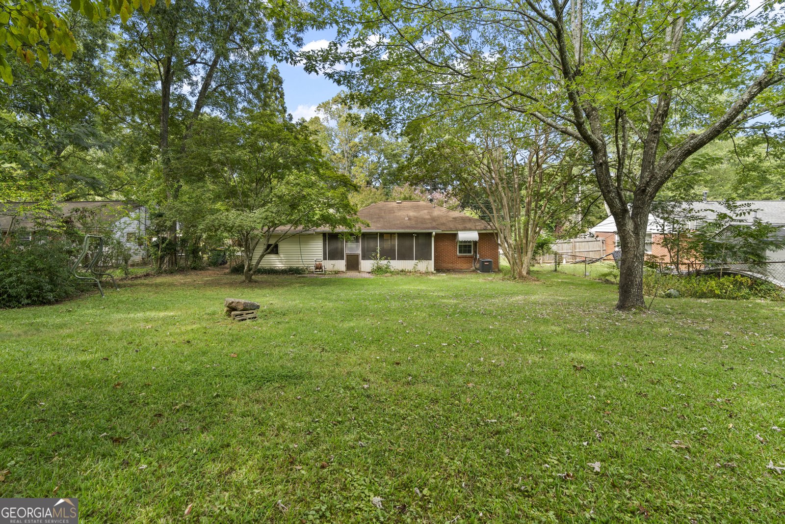 5288 Lee Circle Forest Park - 25