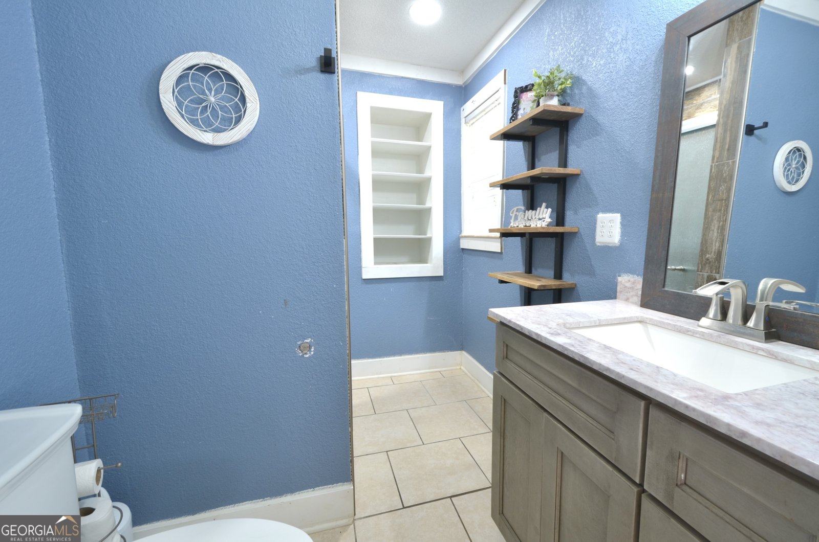 228 Legion Drive Eastman - 24