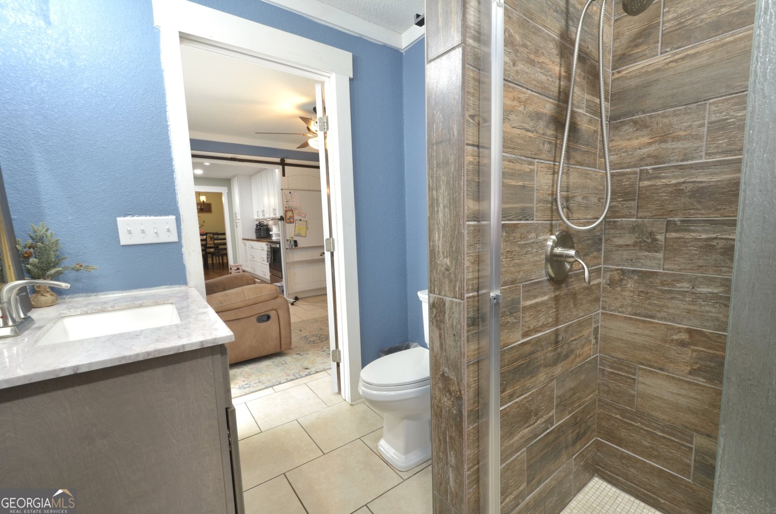 228 Legion Drive Eastman - 26