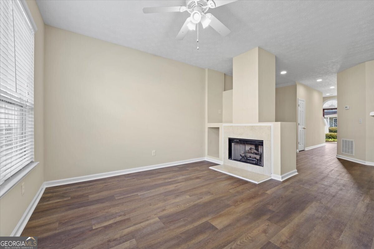 6575 Above Tide Place Flowery Branch - 6