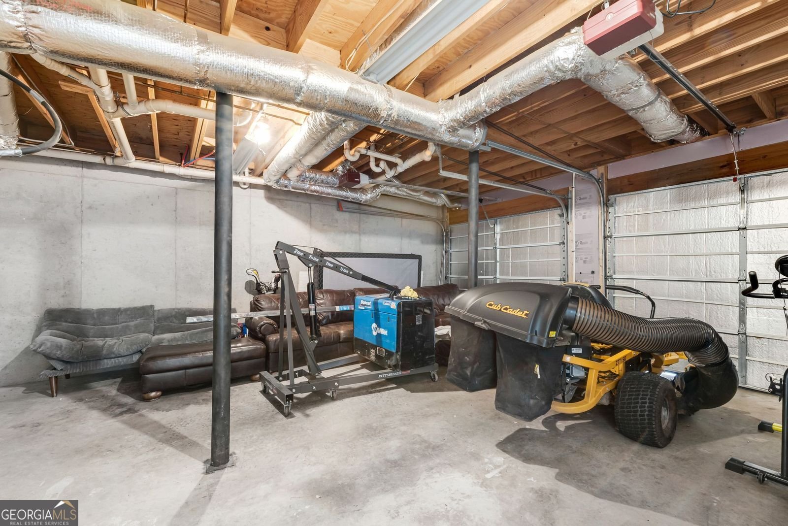 2205 Mills Wood Run Canton - 39