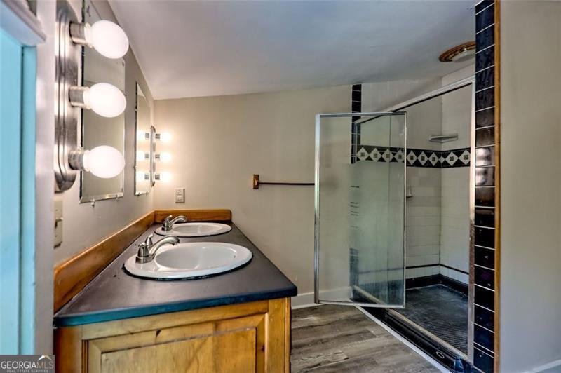 218 JEFFERSON Place Toccoa - 11