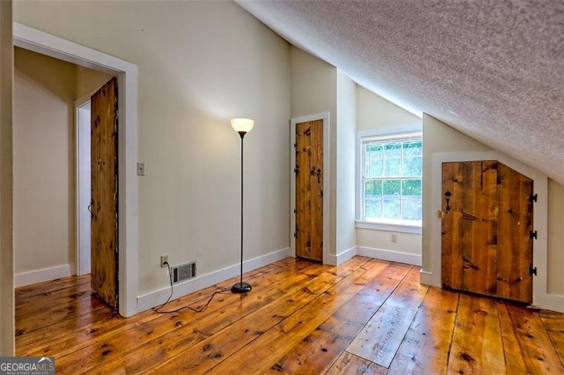 218 JEFFERSON Place Toccoa - 14