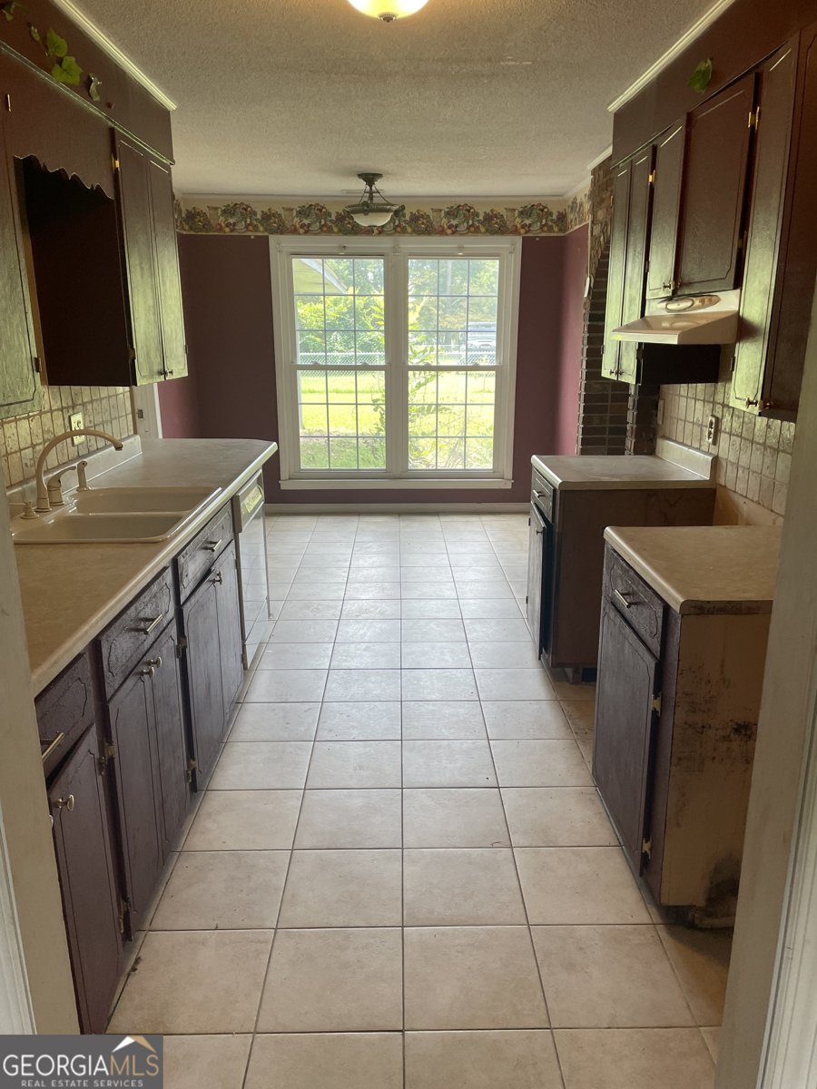 1203 Barnard Street Glennville - 15