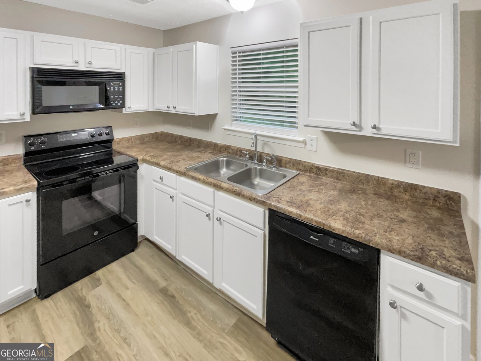 532 Hemlock Drive Winder - 18
