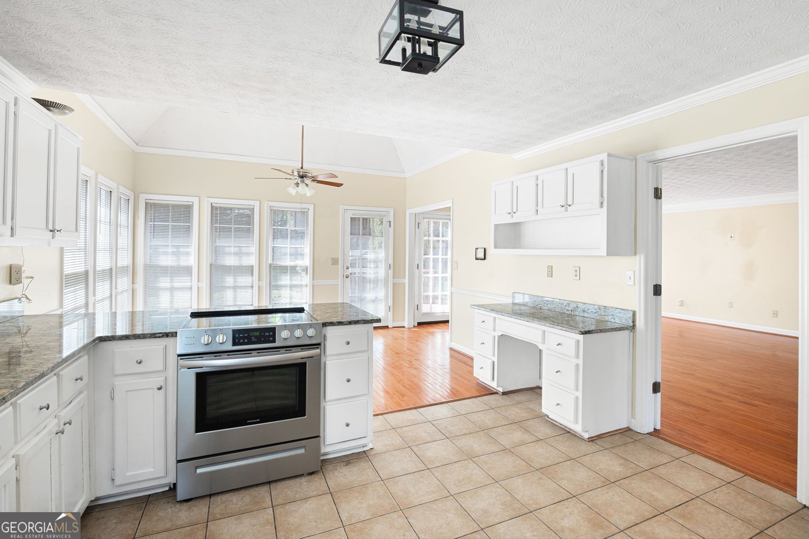1479 Crooked Tree Circle Stone Mountain - 11