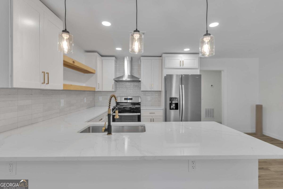 372 Amal Drive Atlanta - 2