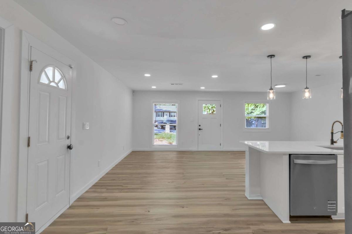 372 Amal Drive Atlanta - 30