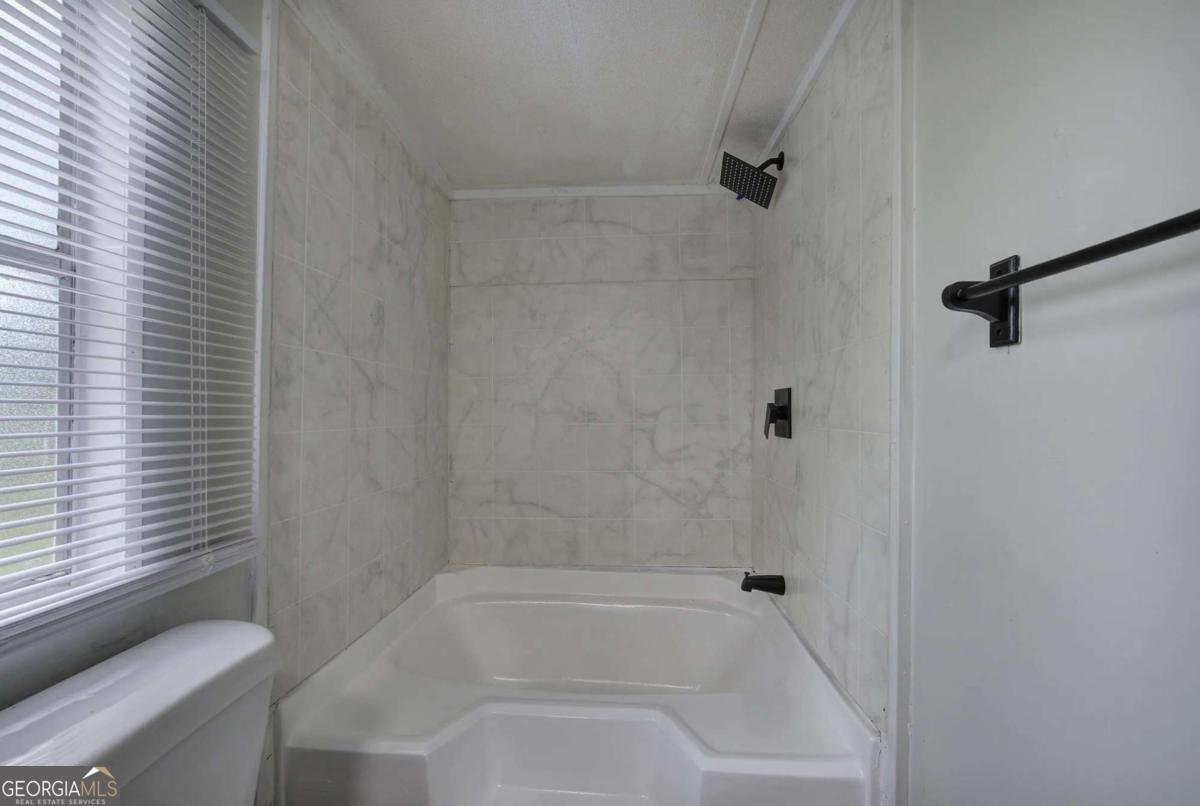 31 Tency Lane Rome - 8