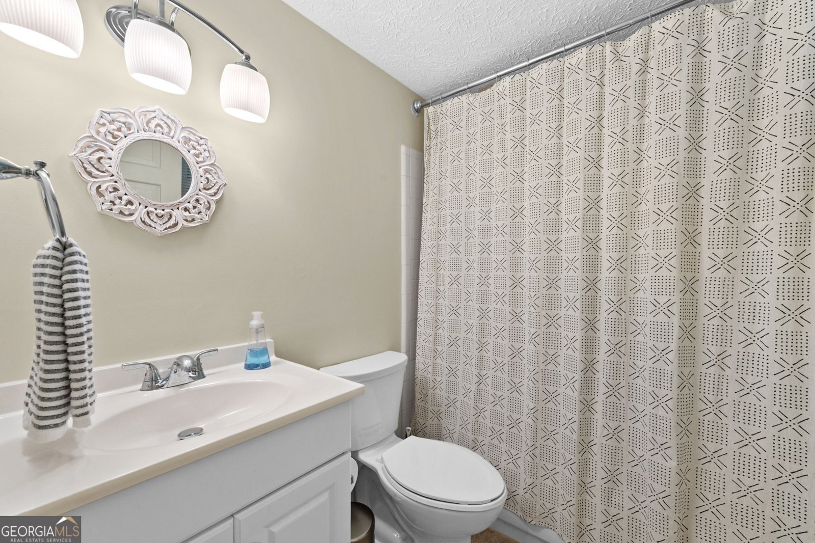 2526 Cosmos Drive Atlanta - 40