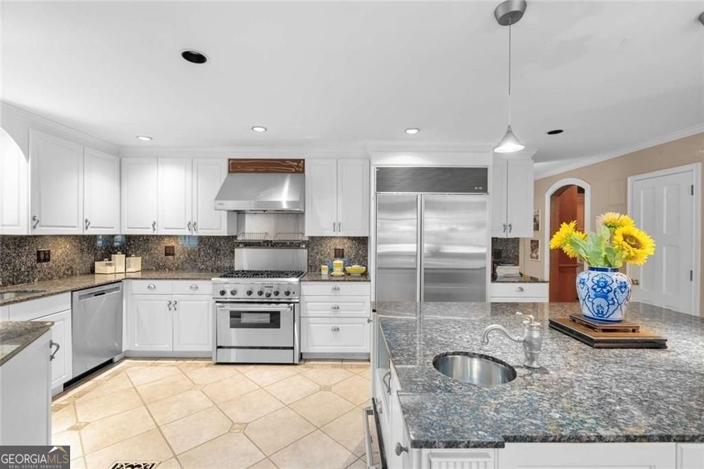 760 Weatherly Lane Atlanta - 8