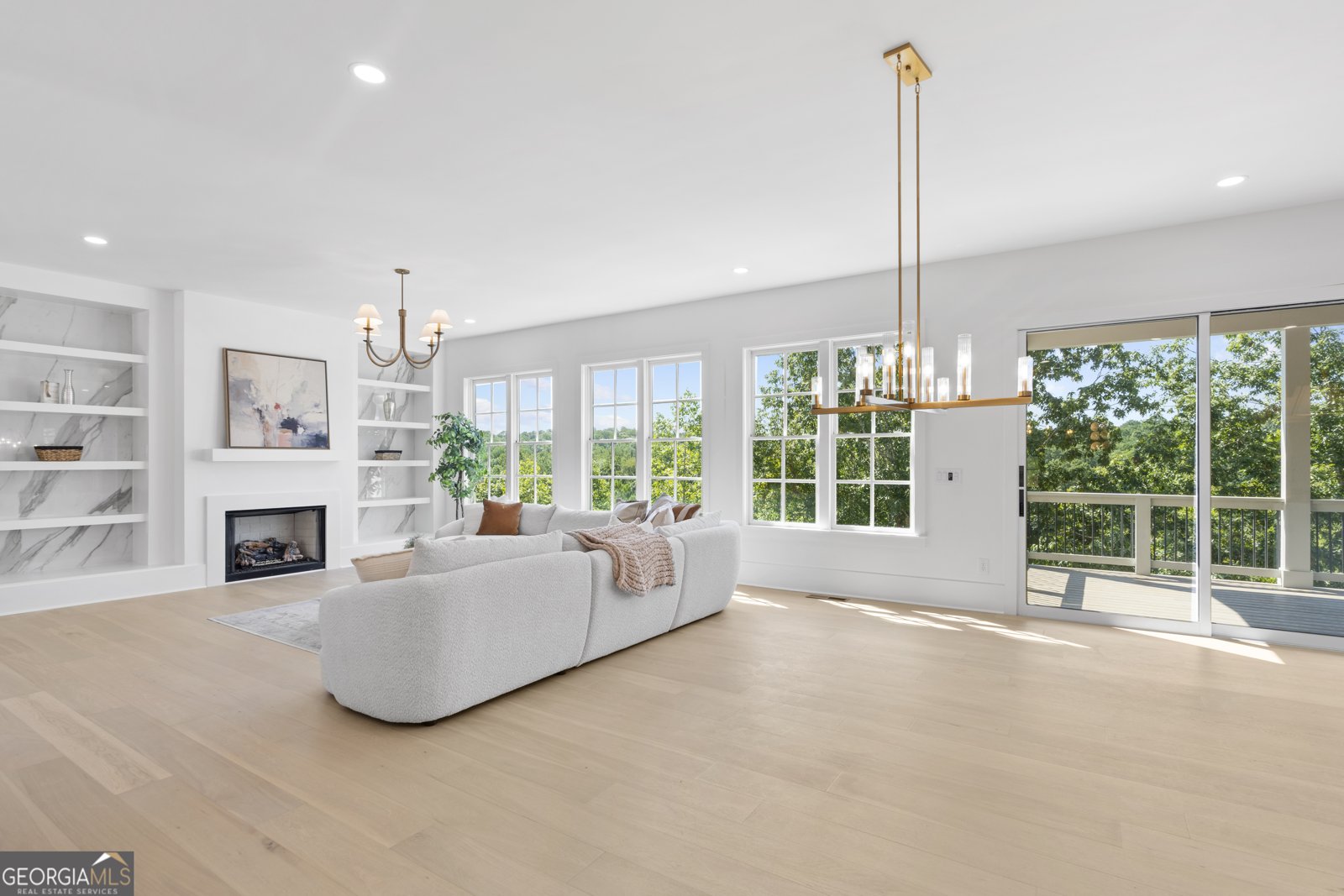 5753 Brendlynn Drive Suwanee - 22