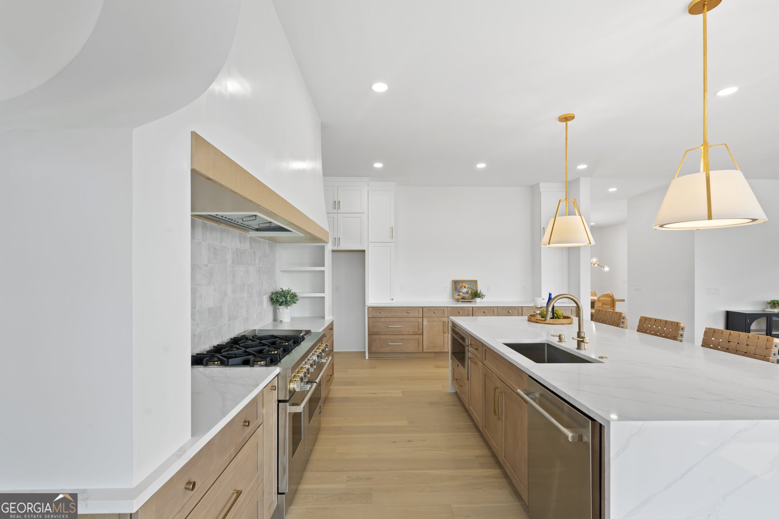 5753 Brendlynn Drive Suwanee - 28