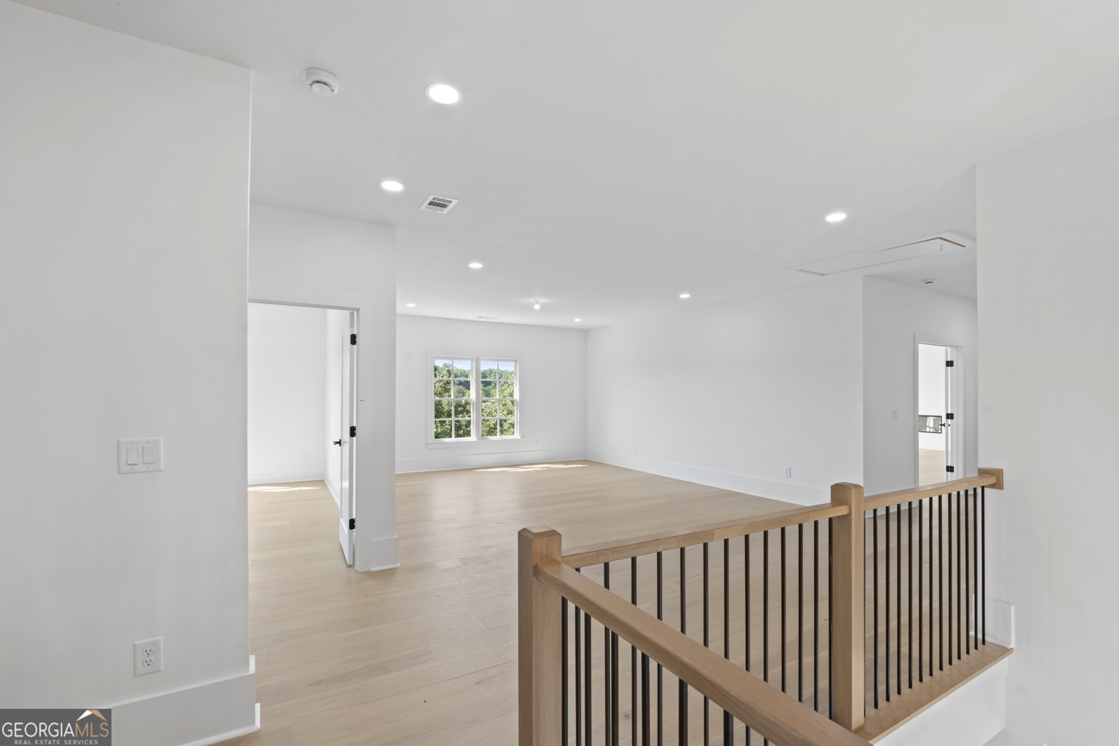 5753 Brendlynn Drive Suwanee - 44