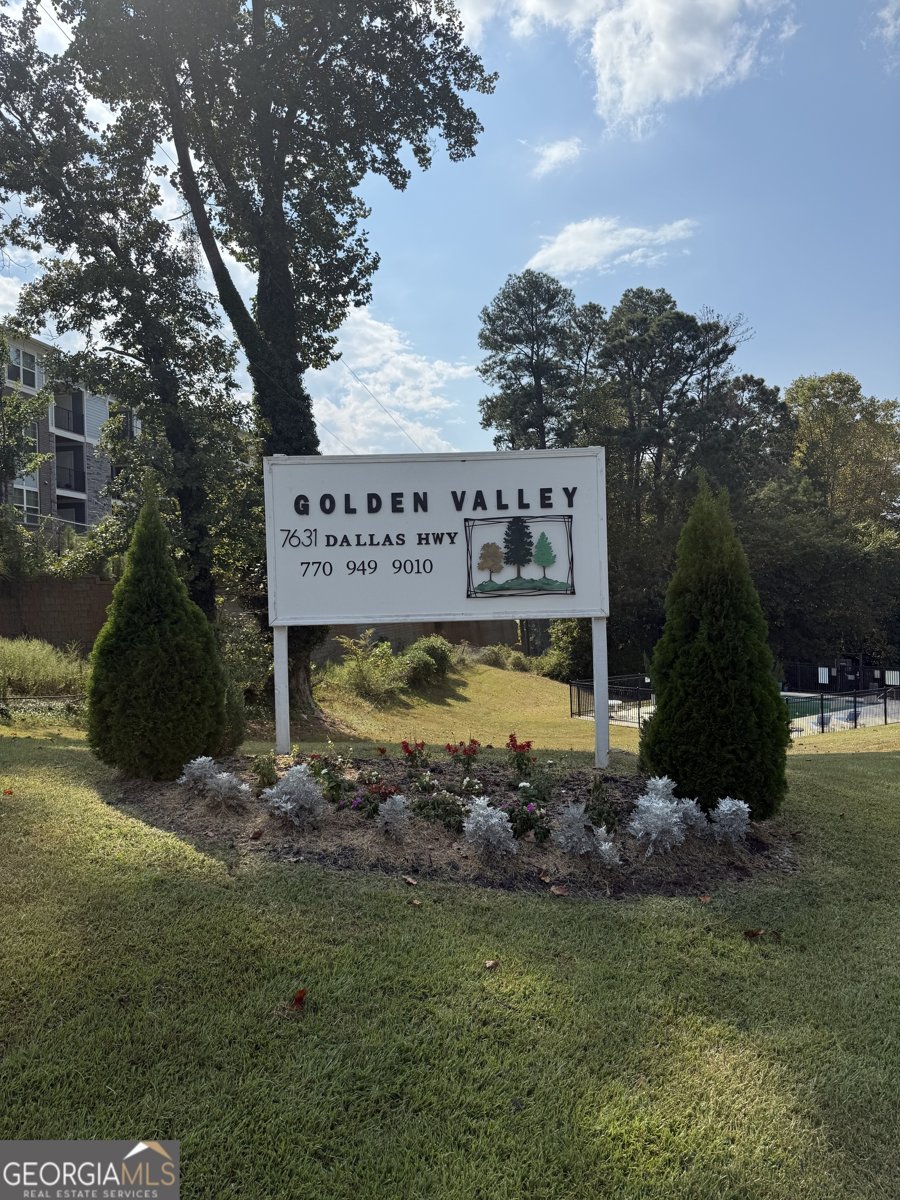 7631 Dallas Hwy Douglasville - 24