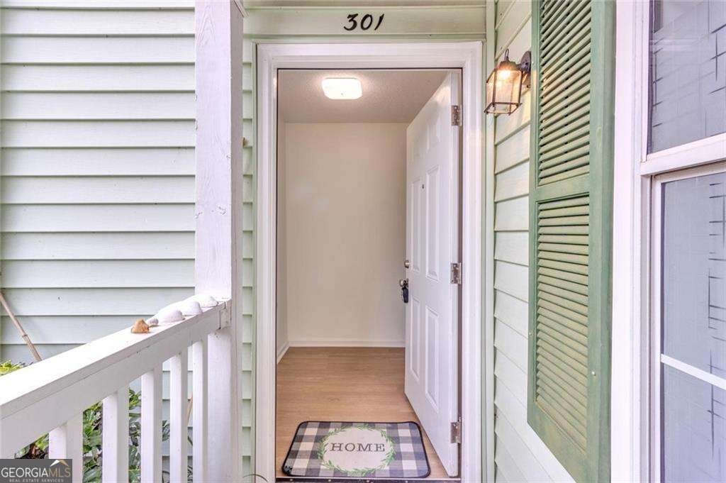 301 Cobblestone Trail Avondale Estates - 3