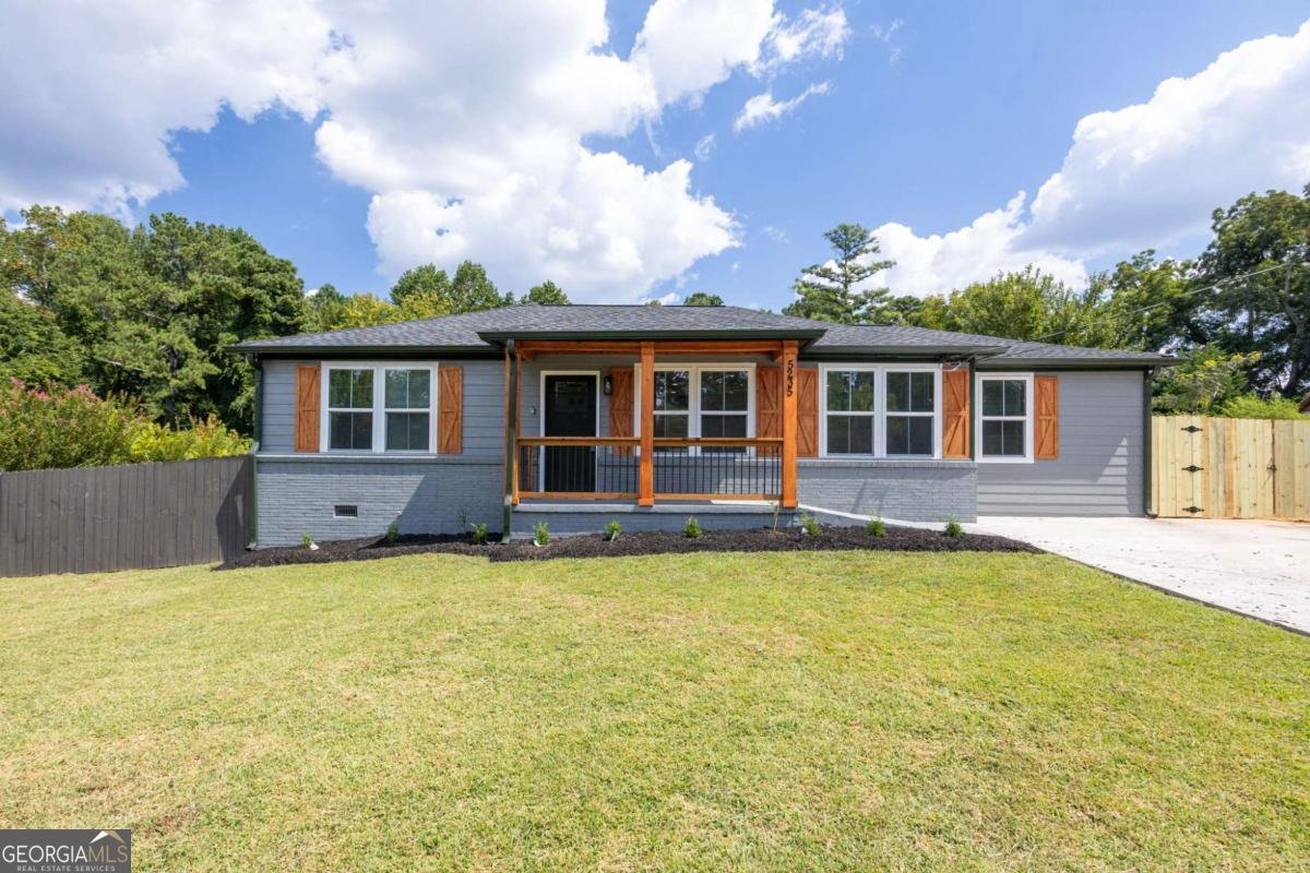 5235 Silhouette Lane Mableton - 1