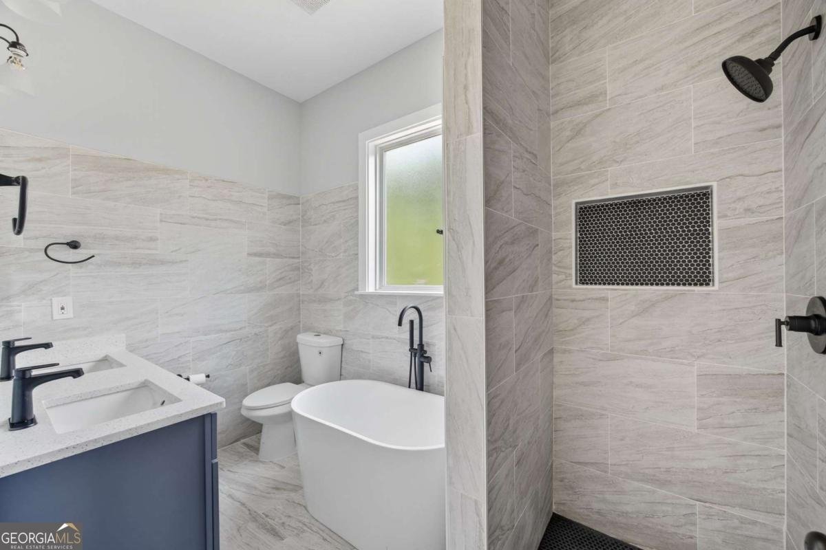 5235 Silhouette Lane Mableton - 19