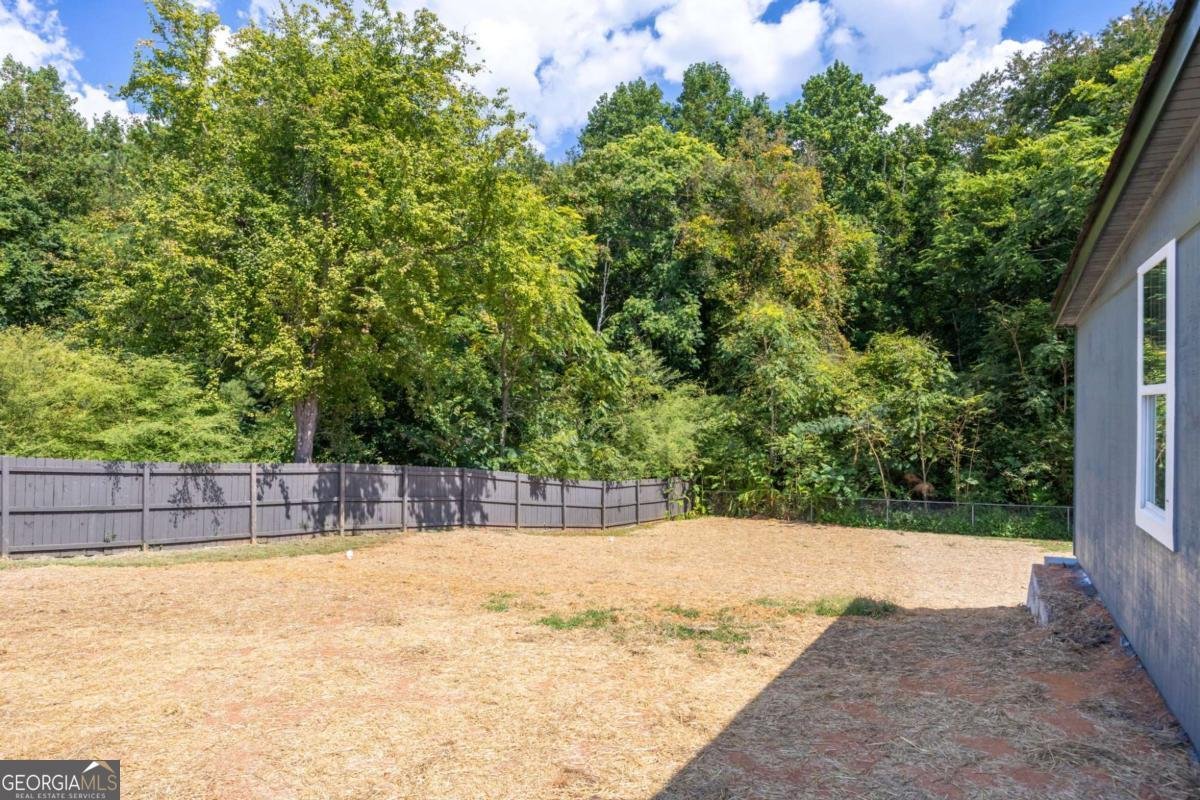 5235 Silhouette Lane Mableton - 33