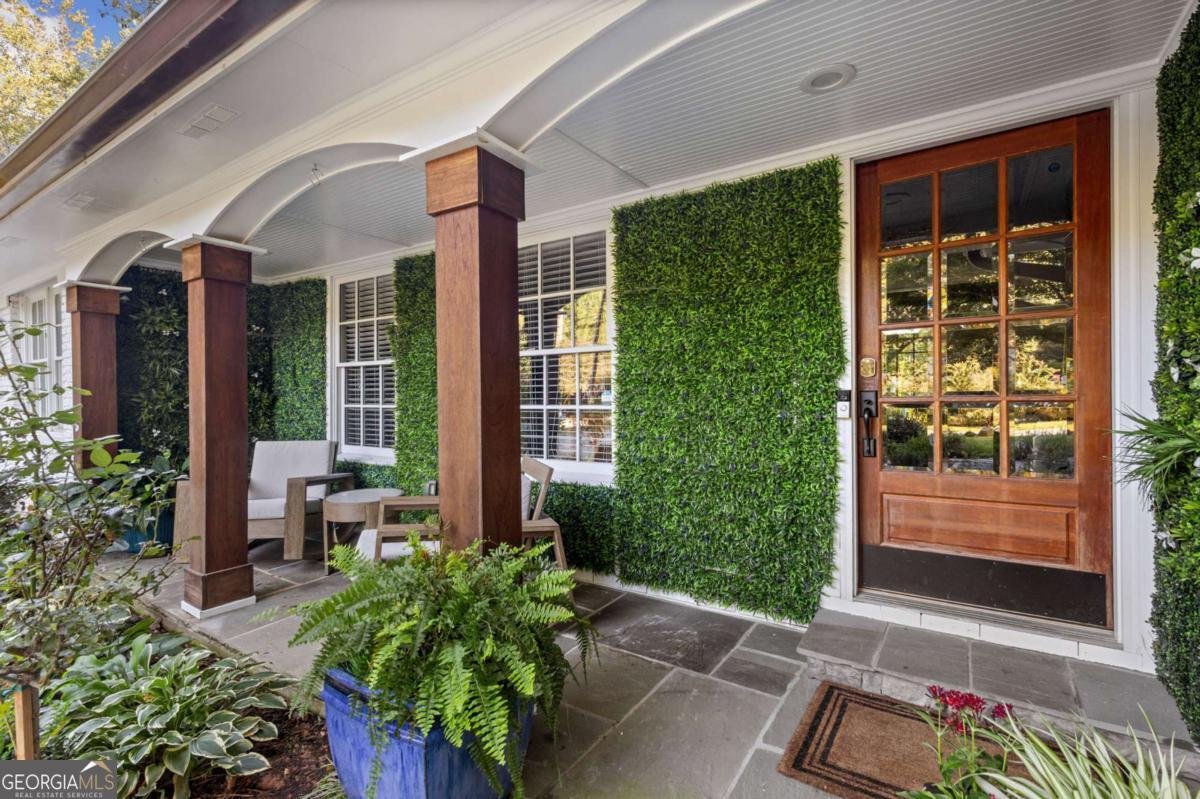 1905 Gainsborough Drive Atlanta - 31
