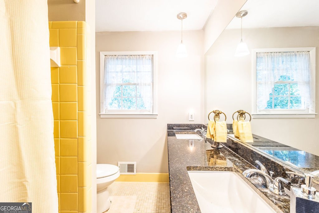 2490 Freydale Road Marietta - 33