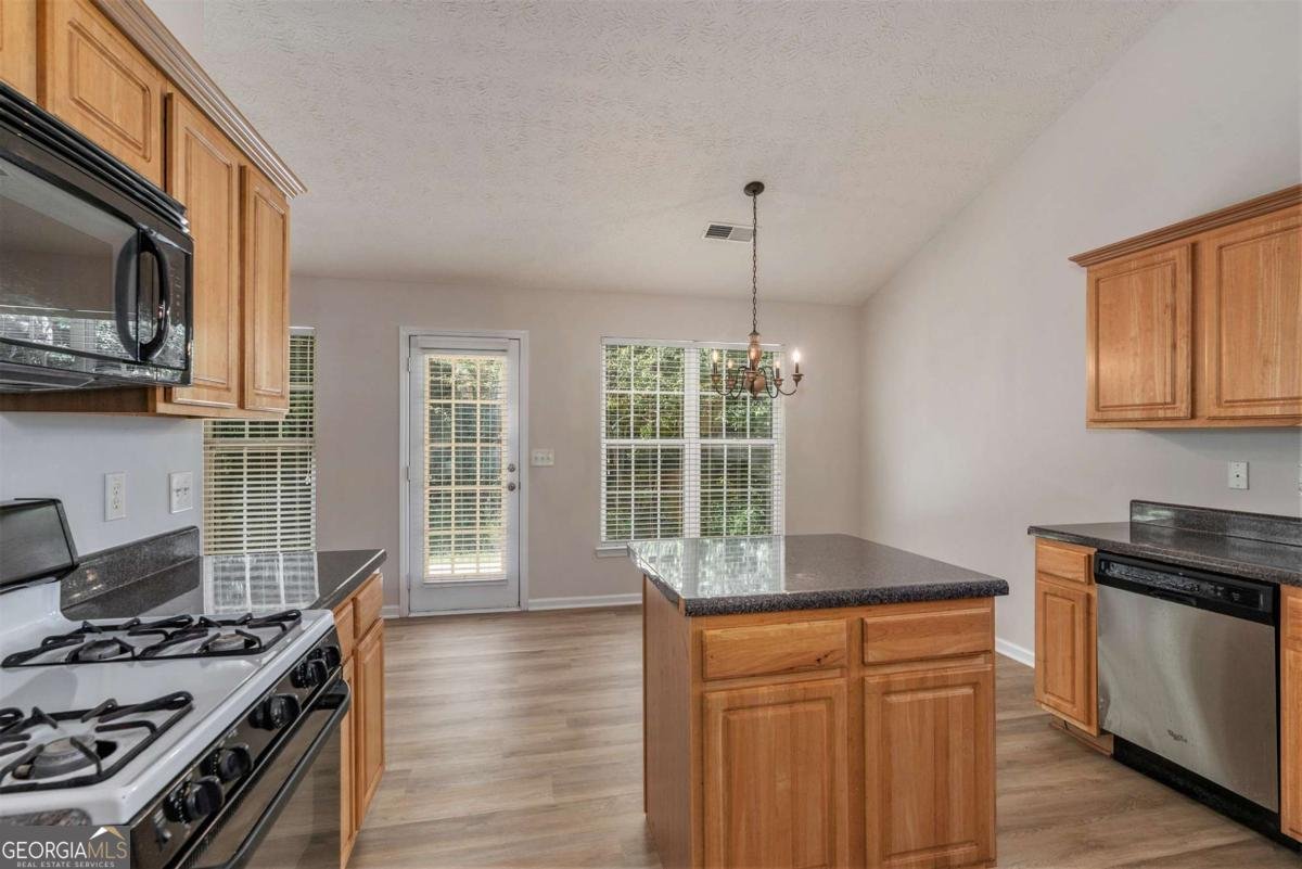 1290 Silverstone Trail Jonesboro - 9
