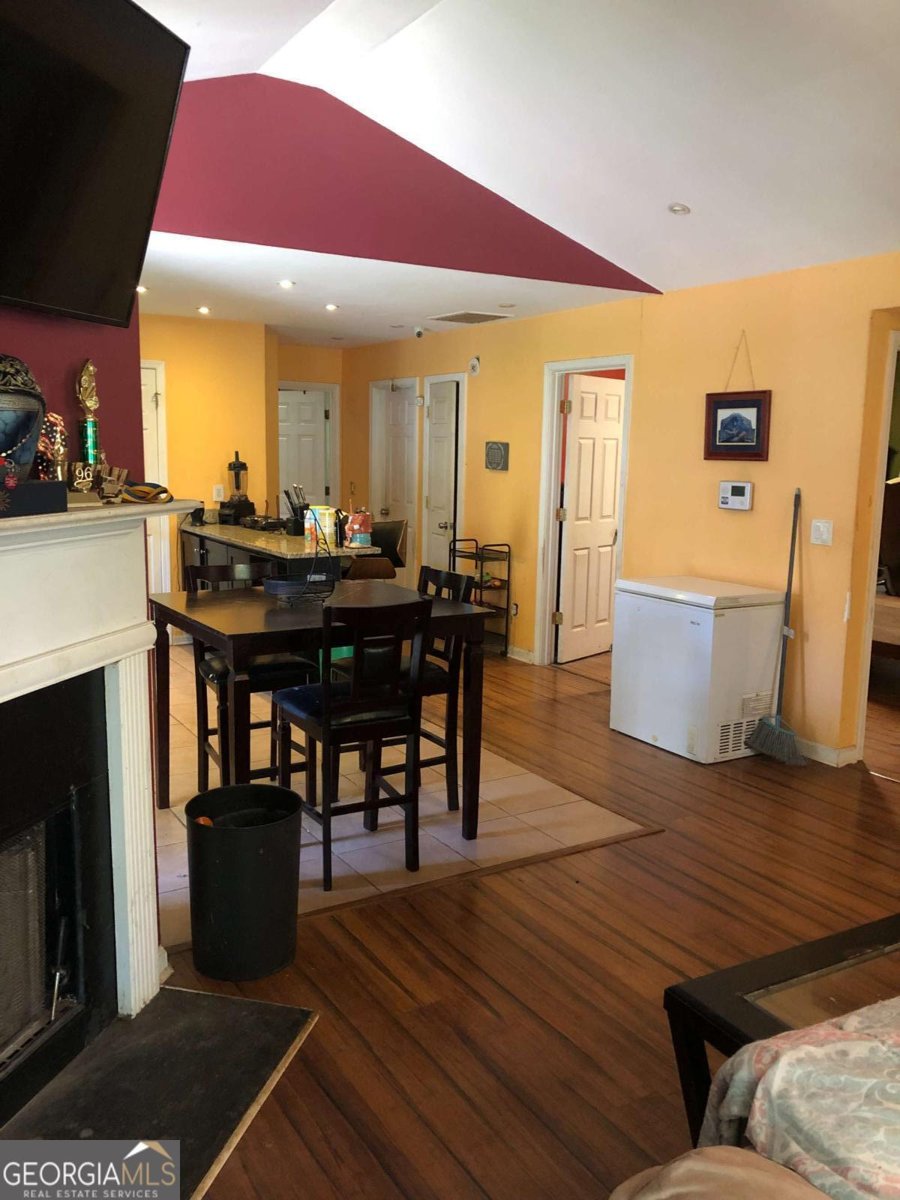 4064 Blanton Avenue Atlanta - 2