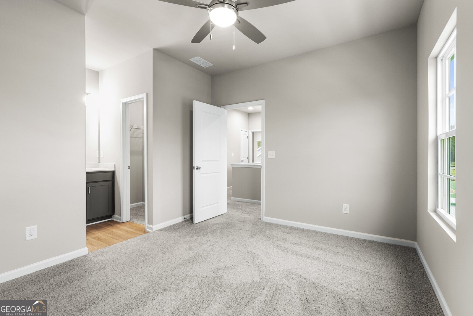 386 10th Unit 57 Street Auburn - 29