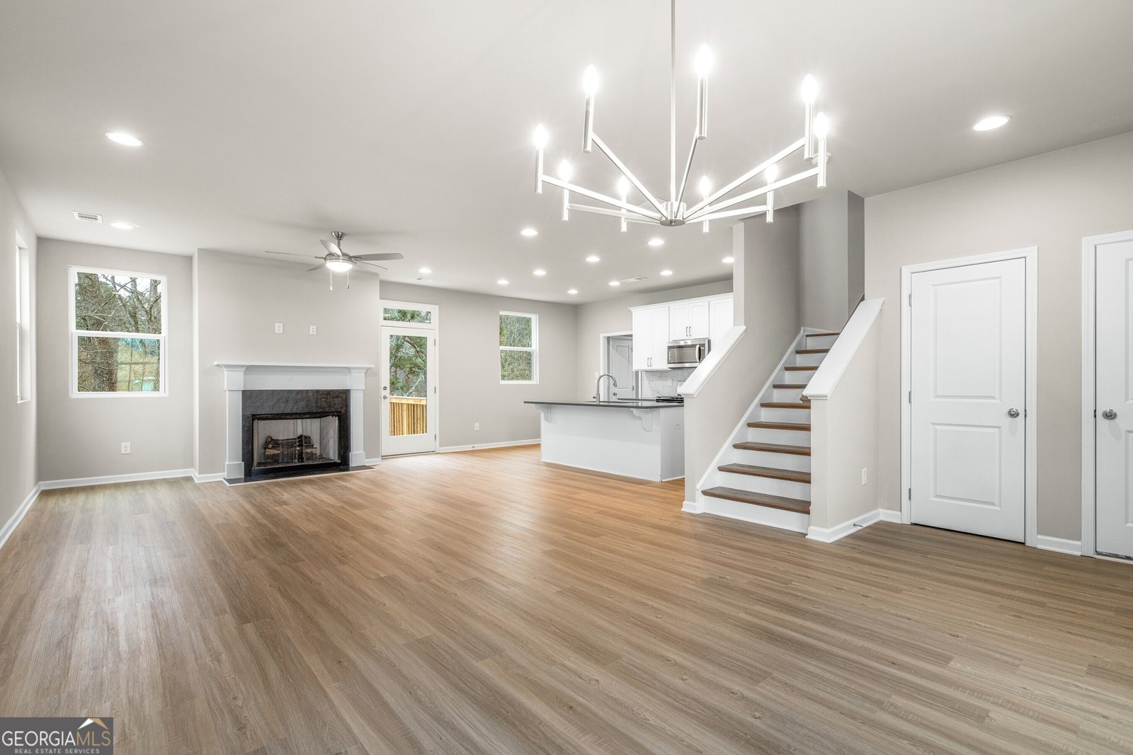 386 10th Unit 57 Street Auburn - 5