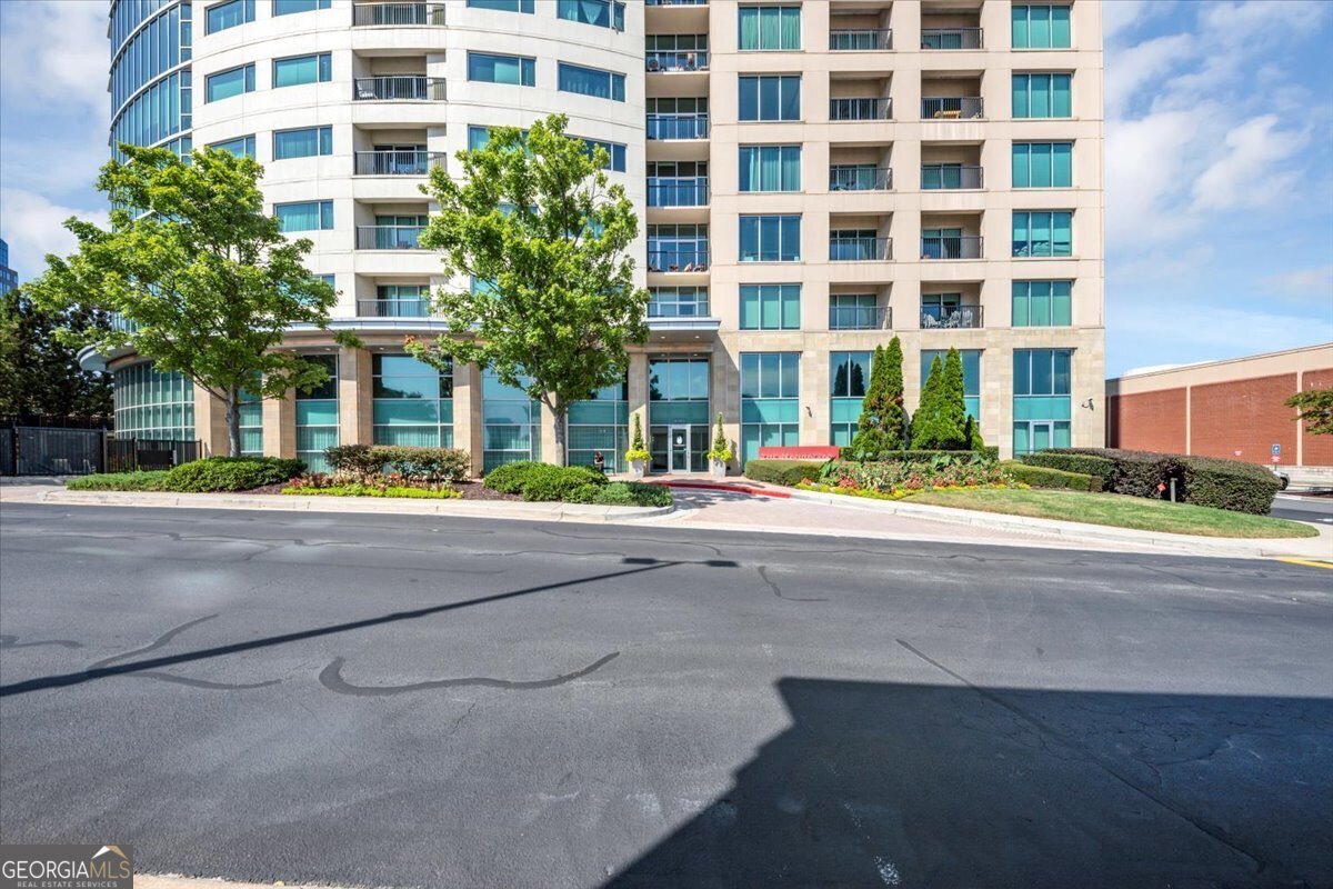 4561 Olde Perimeter Way Atlanta - 2