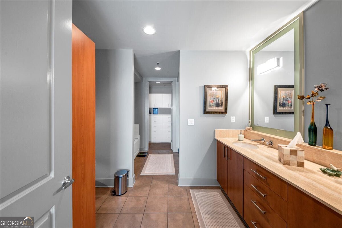 4561 Olde Perimeter Way Atlanta - 33