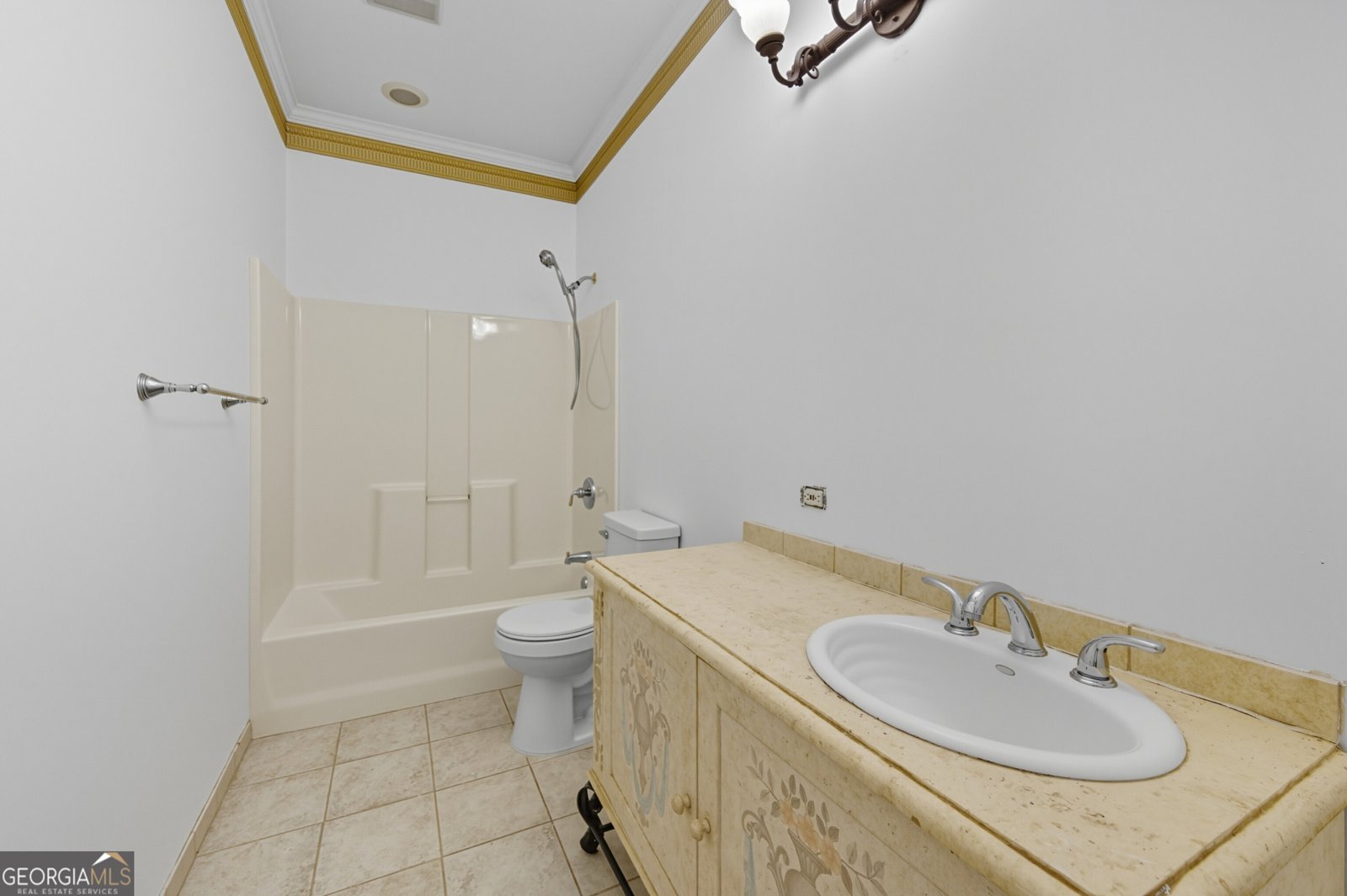 5113 Chapel Crossing Douglasville - 27